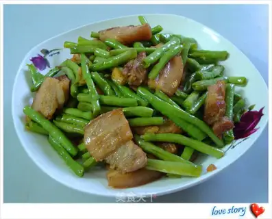 Double-cooked pork with beans