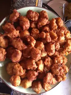 Fried pork and vegetable meatballs