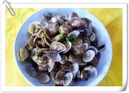 Corbicula fried with onion
