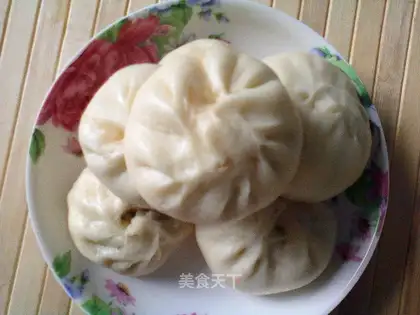 Mushroom pork bun