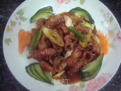 stir-fried pork neck with green onions