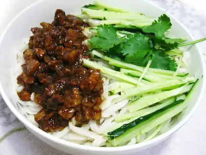 noodles with bean
