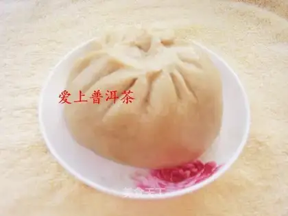 Big steamed buns with mushroom and fresh meat
