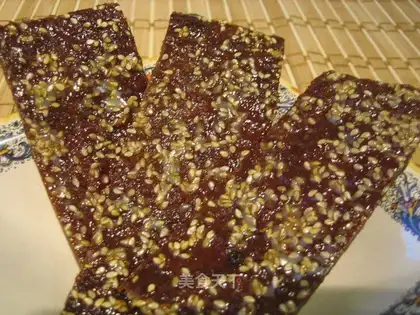 Pork jerky with honey sauce