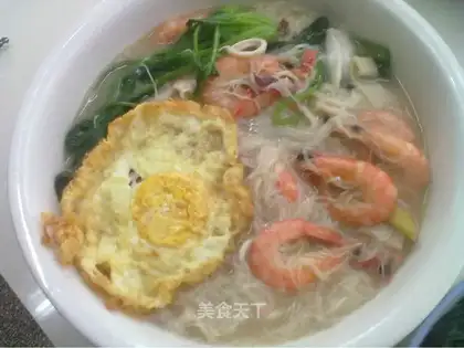 Seafood rice noodles