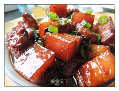 Oil-free version of braised pork