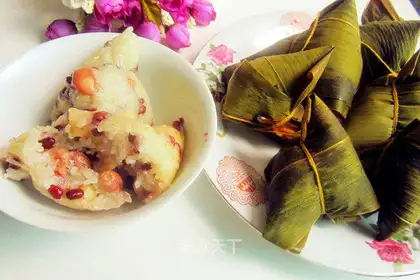 Peanut lotus seed meat rice dumplings