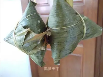 Wrap rice dumplings