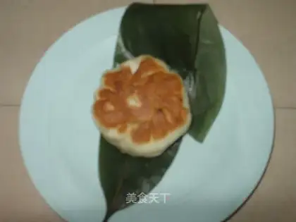 pan fried pork bun