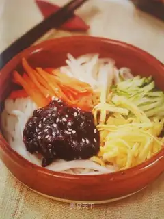 Fried noodles