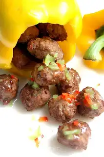 Twin mushroom beef balls