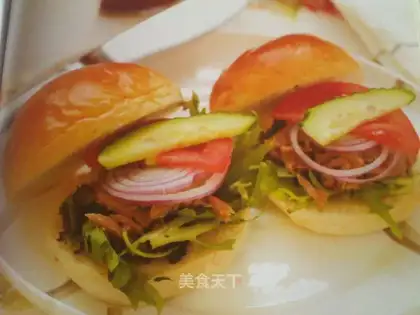 Little tuna burger