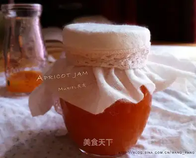 Sweet almond sauce