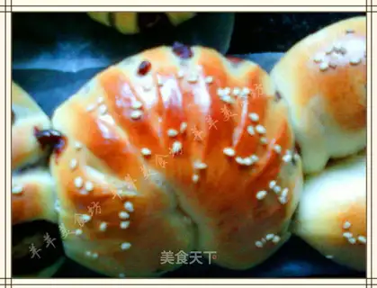 Bean-saloon bread