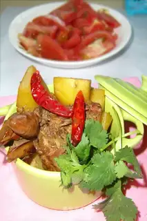 Red-cooked chicken