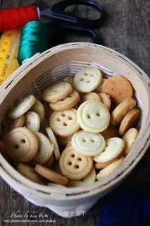 Button cookies