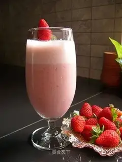 Strawberry yogurt