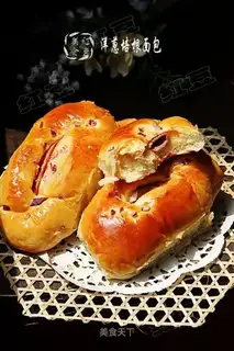 Onion bacon bread