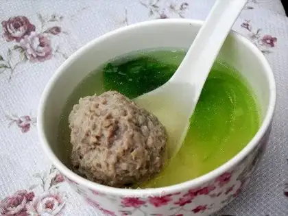 Lion-head soup
