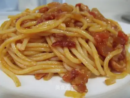 Tomato bacon pasta