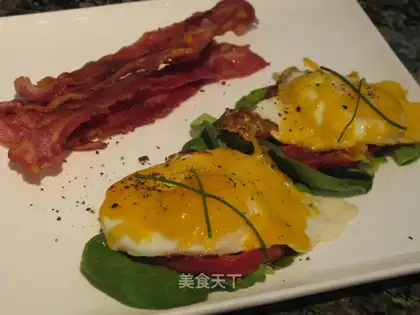 Bacon cheese eggs