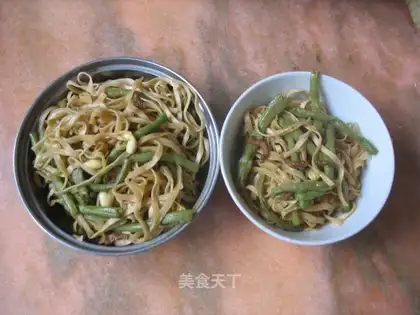 Bean bean noodle