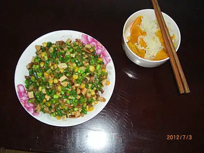 ♪ Time food and meat ♪