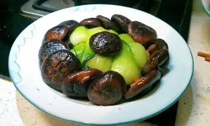 Mushroom oil
