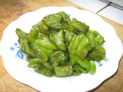 Tied chili