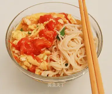 Tomato noodles
