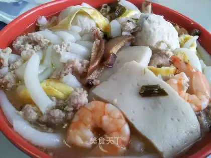 Spicy riceball soup