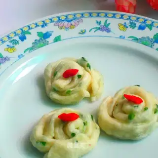Onion roll