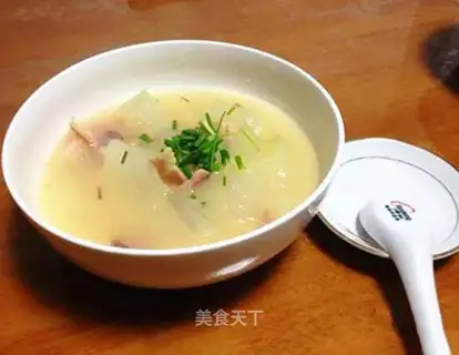 Salted melon soup
