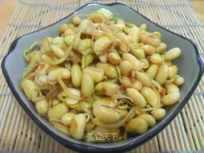 Cold bean sprouts