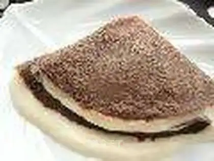 Cracker chocolate pancakes