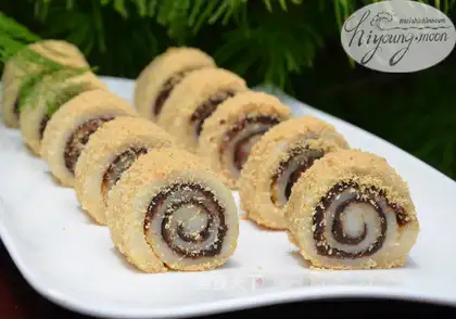 Donkey rolls