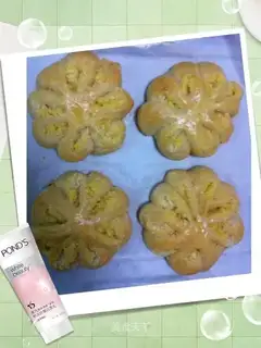 Coconut bread
