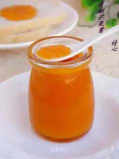 Homemade mango sauce