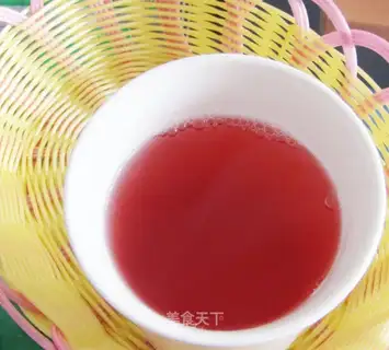 Plum and sugar