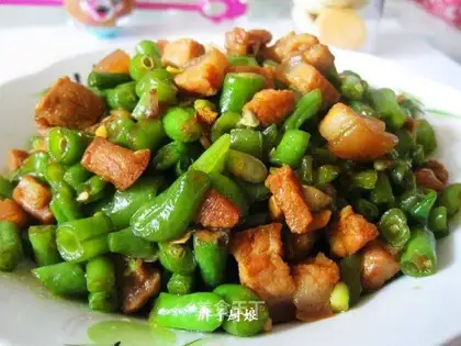 ♪ Four seasons of bean fried meat ♪
