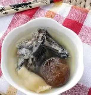 Plum chicken soup