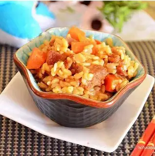 Hands on lamb rice