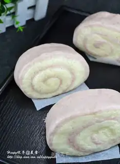 Potato-coloured buns