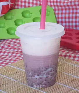 Three red bean ice