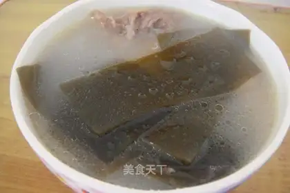 Sea belt bone soup