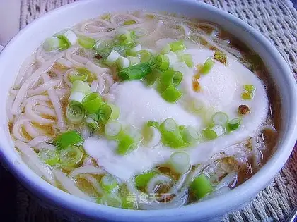 Onion egg noodles