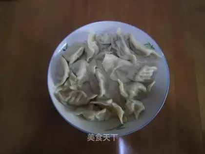 Celery beef dumplings