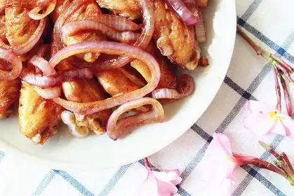 Onion chicken wings