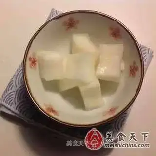 Clean radish