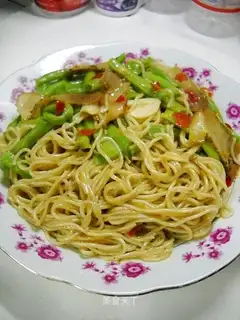 Puffy noodles
